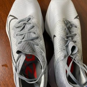 Nike Air Zoom Tempo Next% - Men’s 9.5